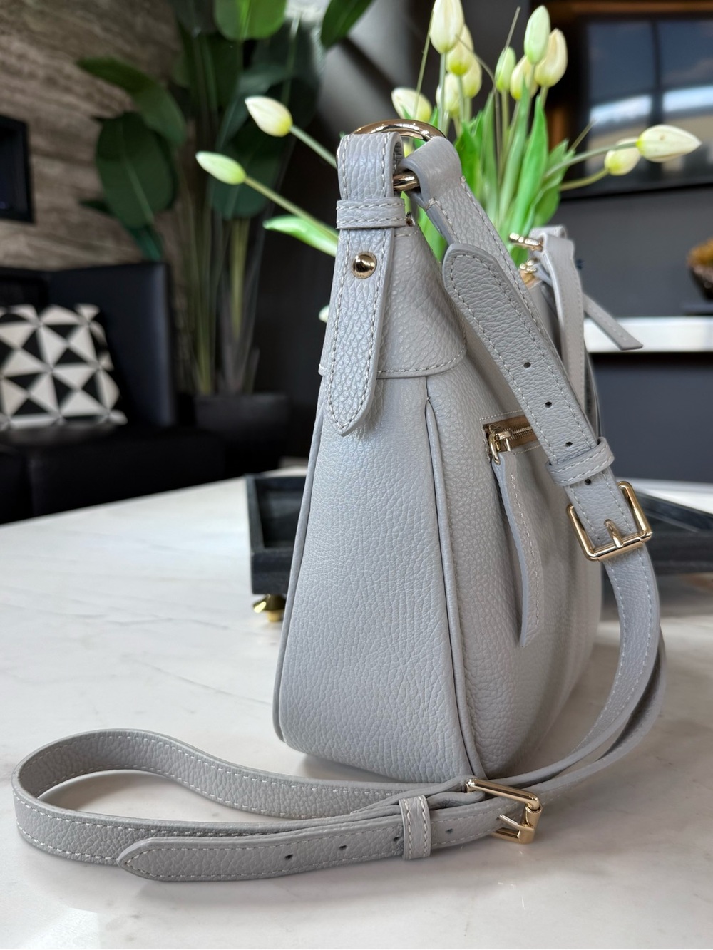 New Dooney & Bourke Lucca Leather Crossbody - Picture 4 of 16